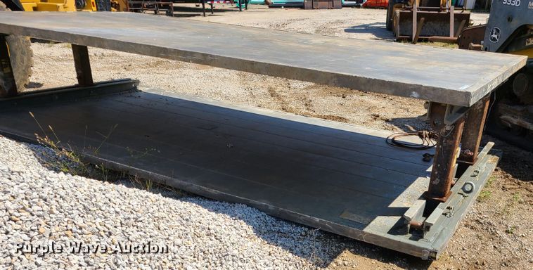 image for item GO9363 Aluminum trench box