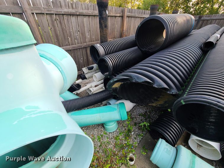 image for item GO9367 Plastic culvert pipes
