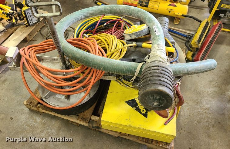 image for item GO9376 Manhole and pipe testing equipment