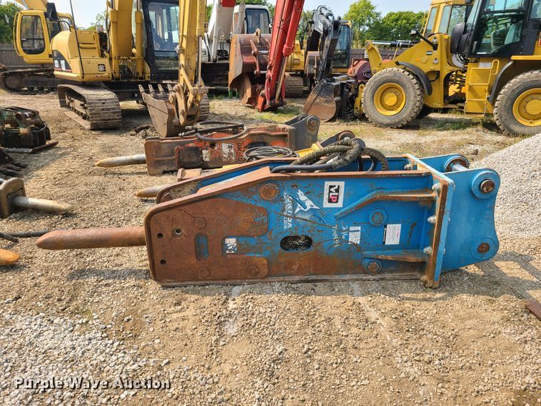 image for item GO9395 Okada breaker