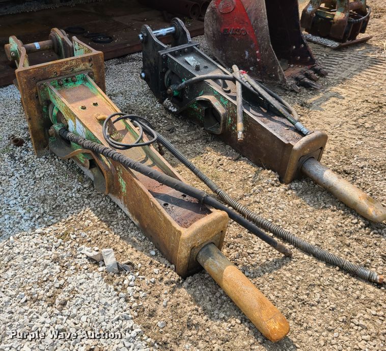 image for item GO9398 Breaker