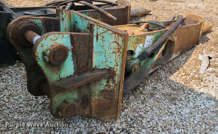 image for item GO9398 Breaker