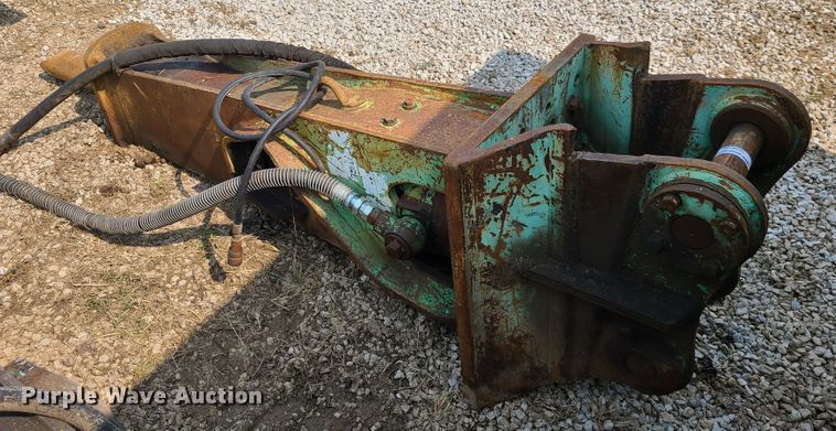 image for item GO9398 Breaker