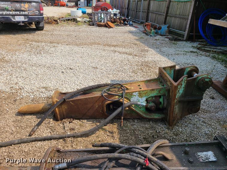 image for item GO9398 Breaker