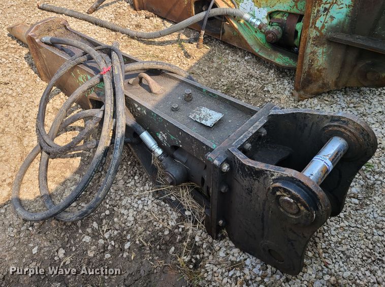 image for item GO9399 Tramac breaker