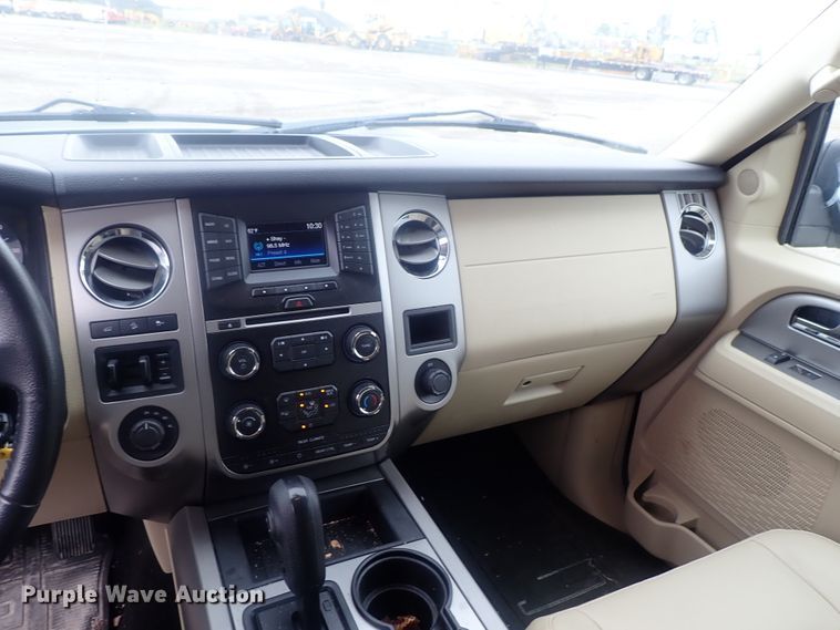 image for item DE0741 2016 Ford Expedition  SUV