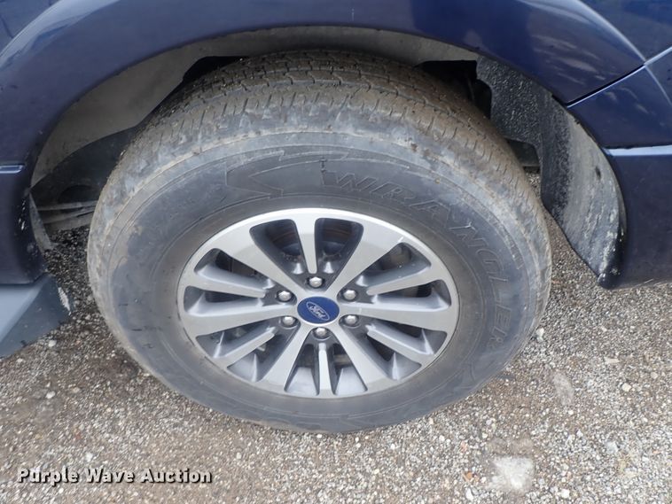 image for item DE0741 2016 Ford Expedition  SUV