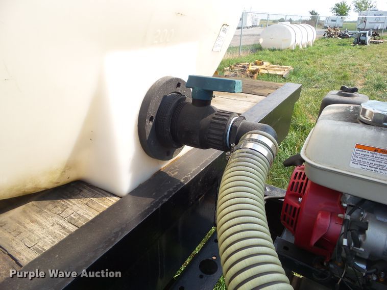 image for item DF0872 1,500 gallon tank