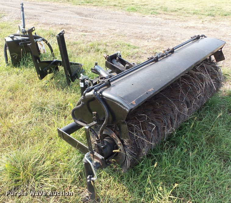 image for item DF0873 Sweepster D32 broom