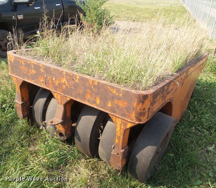 image for item DF0874 WE Grace pneumatic roller