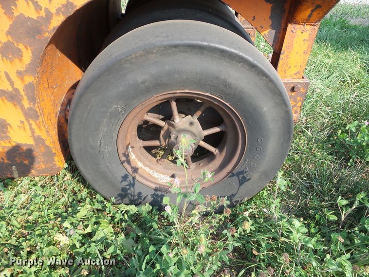 image for item DF0874 WE Grace pneumatic roller