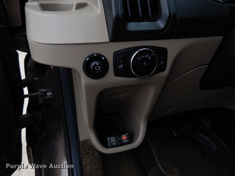 image for item DF4021 2016 Ford Transit 150 Limited SE  van