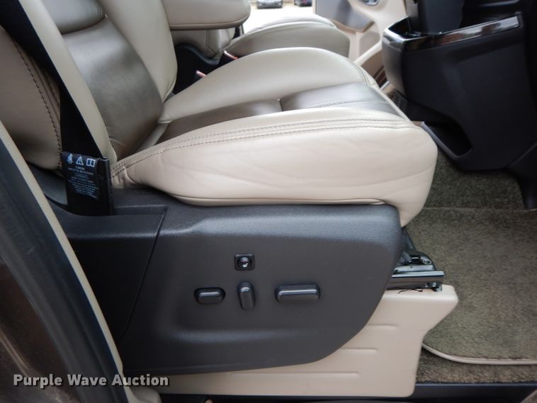 image for item DF4021 2016 Ford Transit 150 Limited SE  van