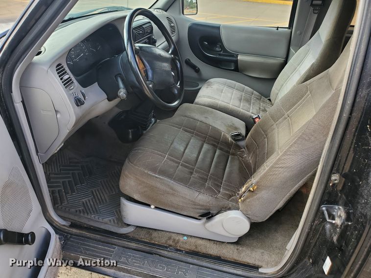 image for item DF5591 1997 Ford Ranger XLT  SuperCab pickup truck