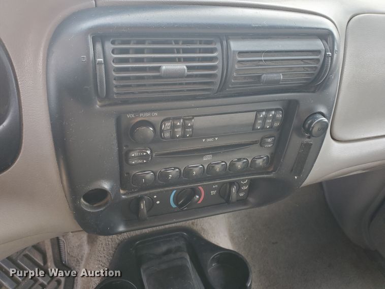 image for item DF5591 1997 Ford Ranger XLT  SuperCab pickup truck