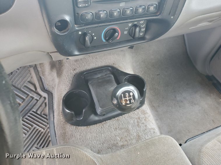 image for item DF5591 1997 Ford Ranger XLT  SuperCab pickup truck