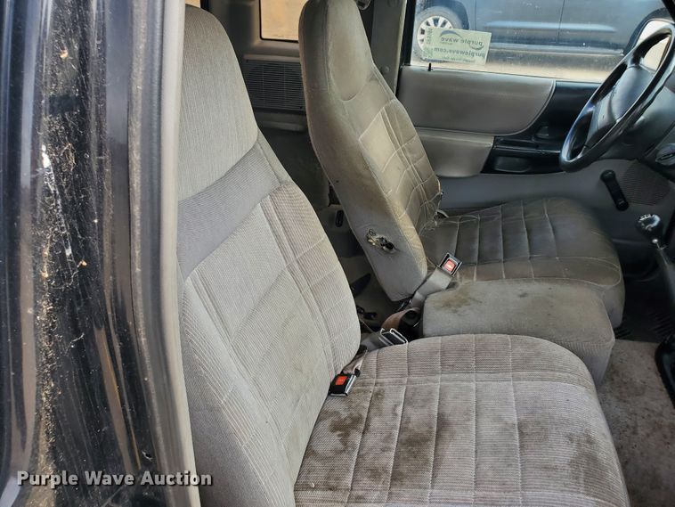 image for item DF5591 1997 Ford Ranger XLT  SuperCab pickup truck