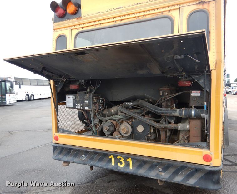 image for item DG4586 2000 Thomas 1405S  school bus