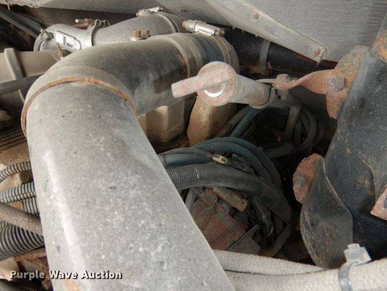 image for item DG4586 2000 Thomas 1405S  school bus