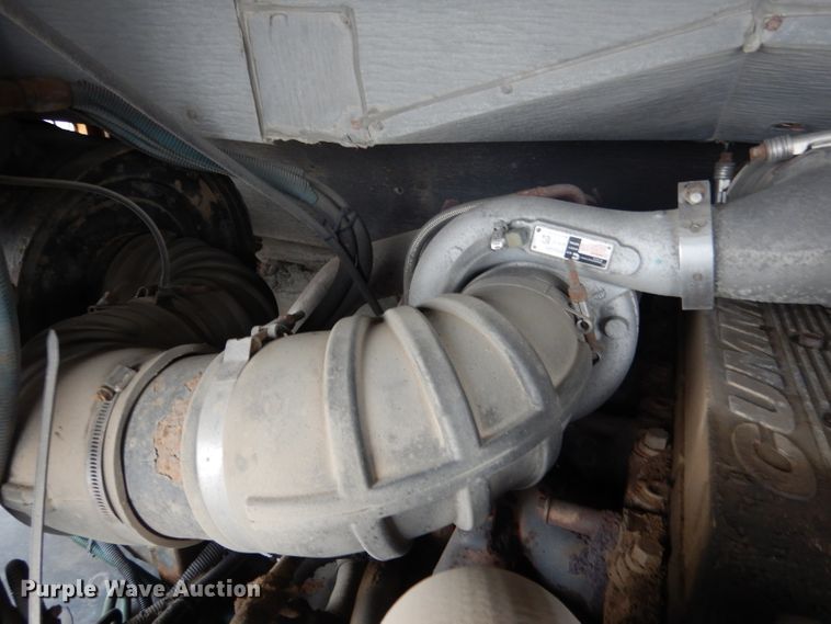 image for item DG4586 2000 Thomas 1405S  school bus