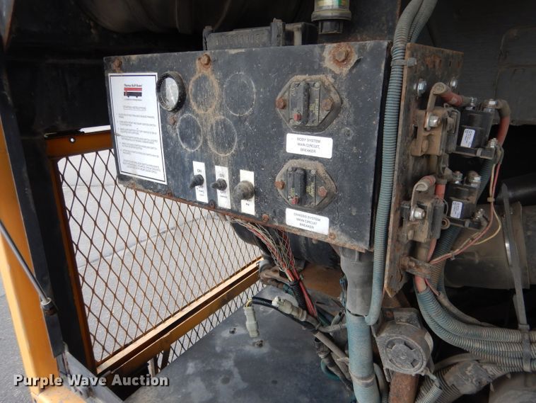 image for item DG4586 2000 Thomas 1405S  school bus