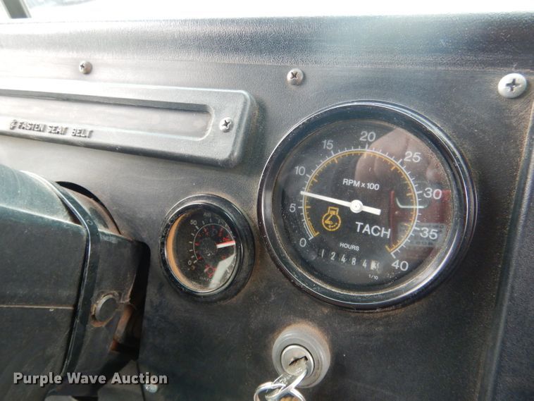 image for item DG4586 2000 Thomas 1405S  school bus