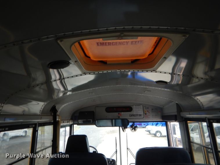 image for item DG4586 2000 Thomas 1405S  school bus