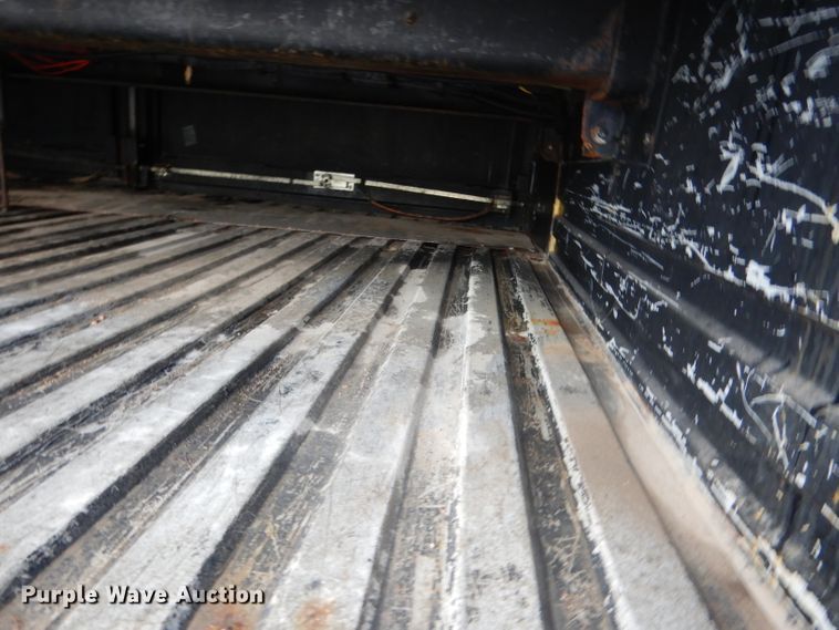 image for item DG4586 2000 Thomas 1405S  school bus