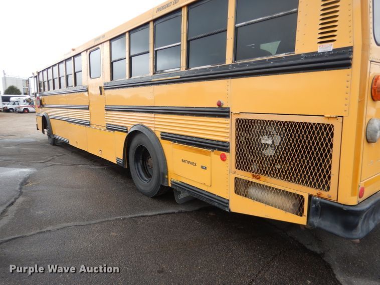 image for item DG4586 2000 Thomas 1405S  school bus