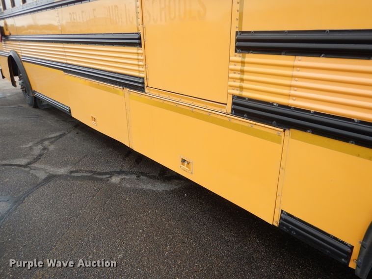 image for item DG4586 2000 Thomas 1405S  school bus