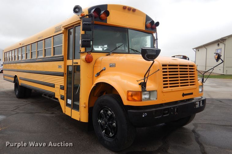 image for item DG4587 1997 International 3800  school bus