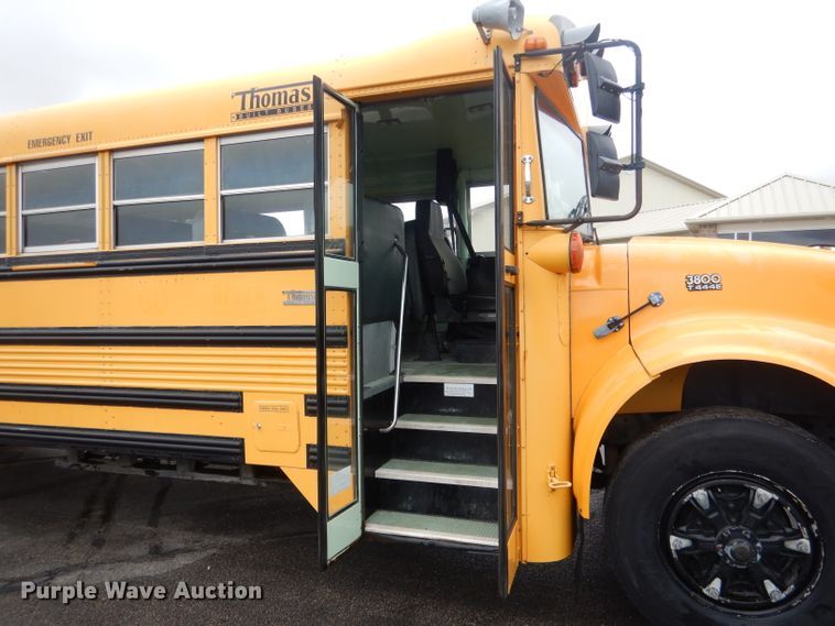 image for item DG4587 1997 International 3800  school bus