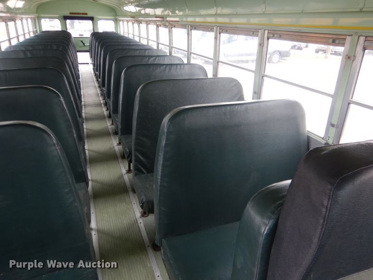 image for item DG4587 1997 International 3800  school bus