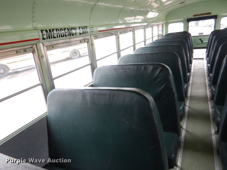 image for item DG4587 1997 International 3800  school bus