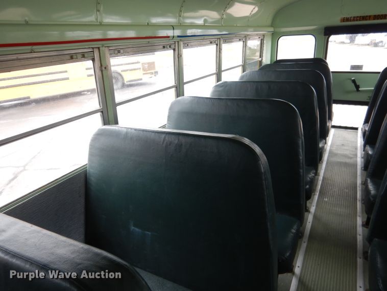 image for item DG4587 1997 International 3800  school bus