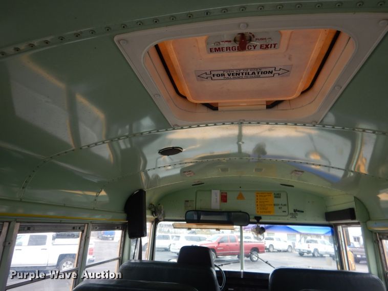 image for item DG4587 1997 International 3800  school bus