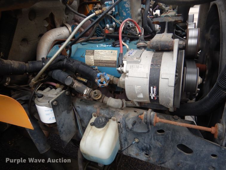 image for item DG4587 1997 International 3800  school bus