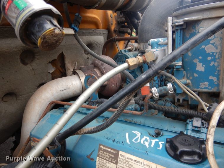 image for item DG4587 1997 International 3800  school bus