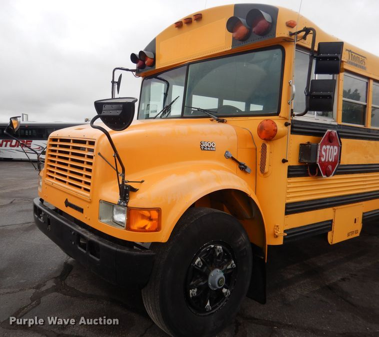 image for item DG4587 1997 International 3800  school bus