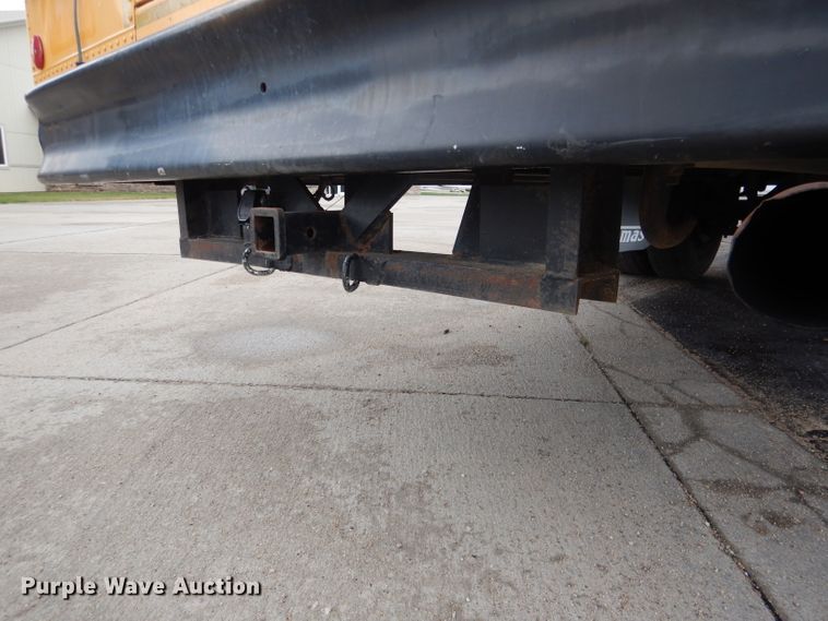 image for item DG4587 1997 International 3800  school bus