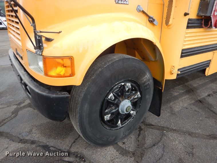 image for item DG4587 1997 International 3800  school bus