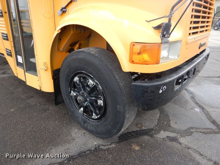 image for item DG4587 1997 International 3800  school bus