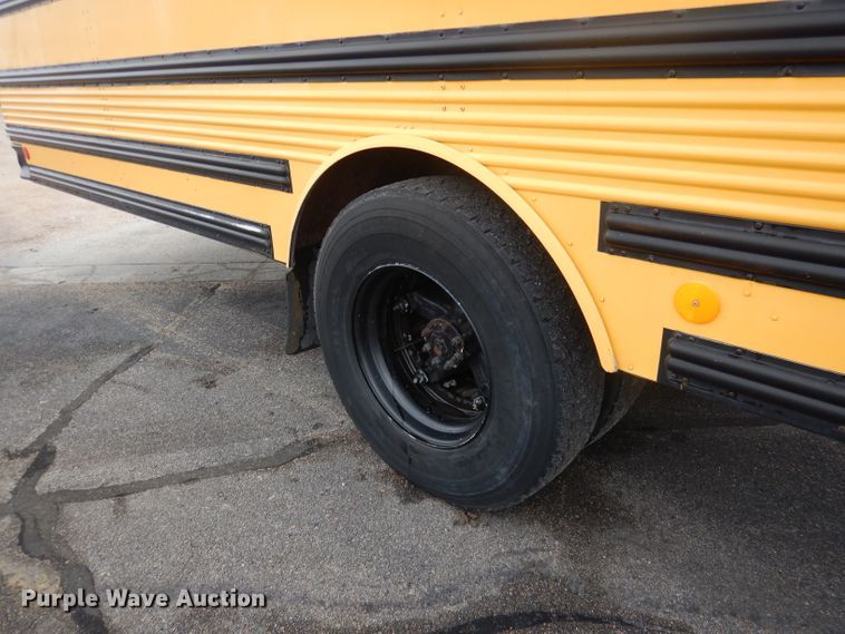 image for item DG4587 1997 International 3800  school bus