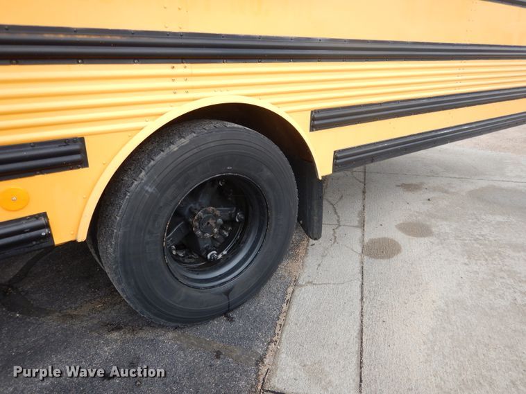 image for item DG4587 1997 International 3800  school bus