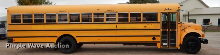 image for item DG4588 1998 International 3800  school bus