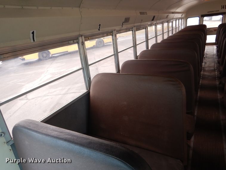 image for item DG4588 1998 International 3800  school bus
