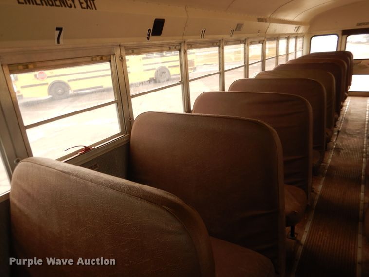 image for item DG4588 1998 International 3800  school bus