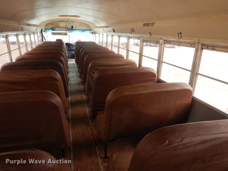 image for item DG4588 1998 International 3800  school bus