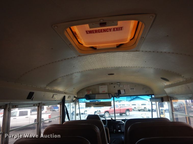 image for item DG4588 1998 International 3800  school bus