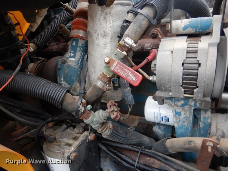 image for item DG4588 1998 International 3800  school bus